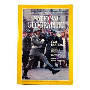 VTG National Geographic Magazine Two Berlins Jan 1982 Vol. 161, No.1 Collectible